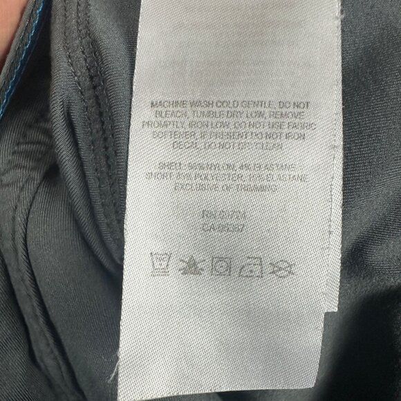 Columbia Womens Size 10 Omni-Shield Lined Tennis Skort Gray Zip Pocket - Picture 6 of 11